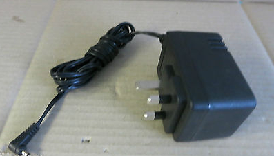 NEW 7.5VDC 2.1A DE3-5088 MKD-752100UK AC/DC Power Adapter Charger
